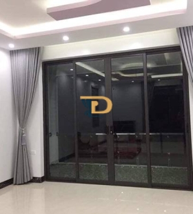 MÀN CỬA CAO CẤP THÀNH ĐẠT