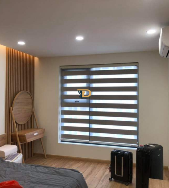 Rèm cuốn cầu vồng cản sáng