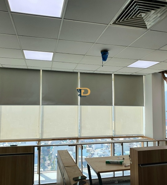 Rèm cuốn văn phòng giá rẻ