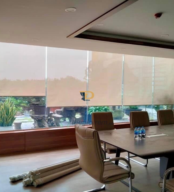 Rèm cuốn lưới cửa sổ đẹp