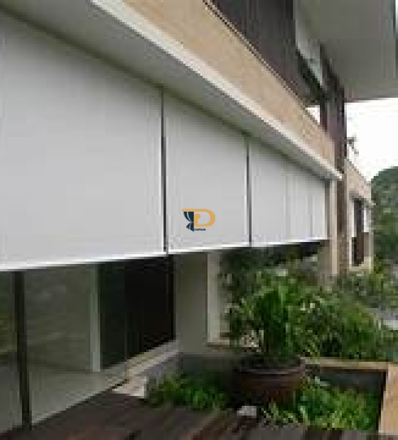 Rèm cuốn chống nắng, mưa cho ngôi nhà bạn