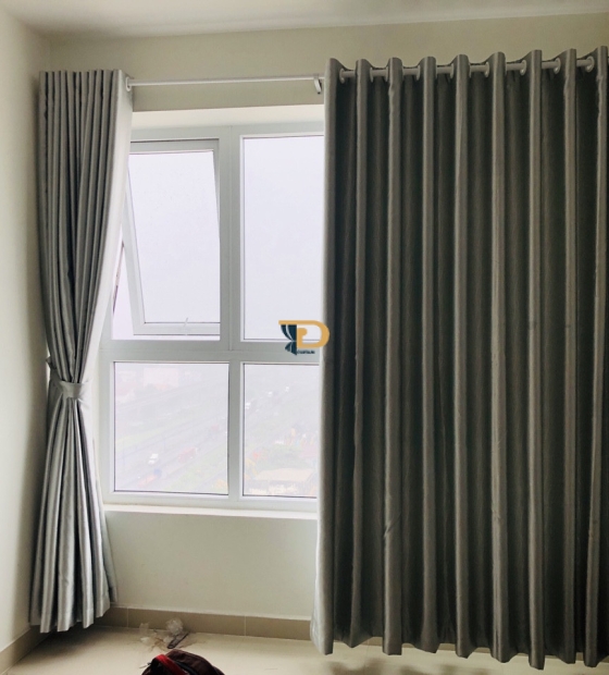 Rèm vải trơn đơn sắc cho phòng khách căn hộ chung cư hiện đại
