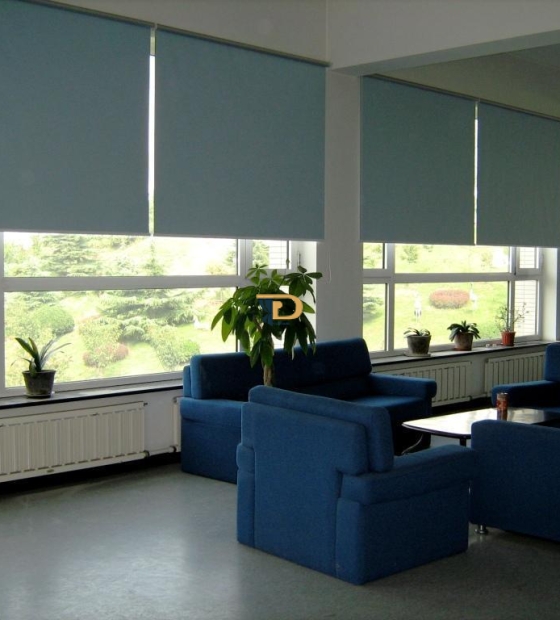 Rèm cuốn văn phòng giá rẻ